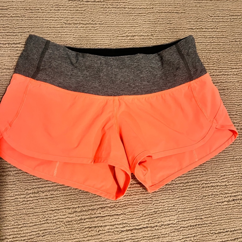 Women's Lululemon Speed Shorts Sz 4